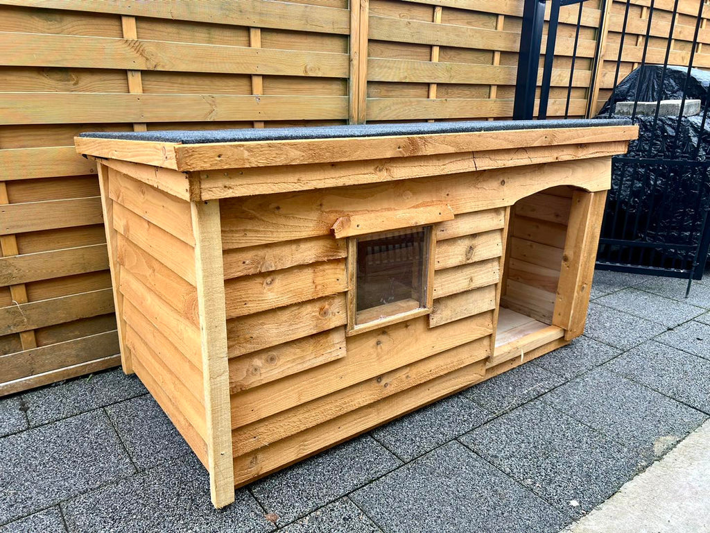 Large Dog Kennel with Inner Porch Doorway
